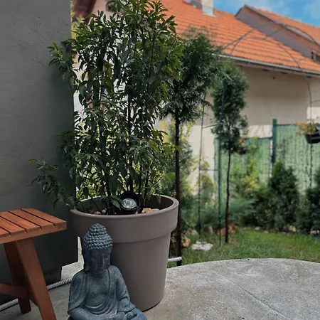 Holiday home Djulbasca, Cozy Tiny House Free Parking, Near Old Town *