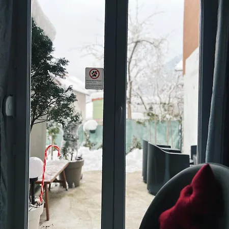 Djulbasca, Cozy Tiny House Free Parking, Near Old Town * Сараево