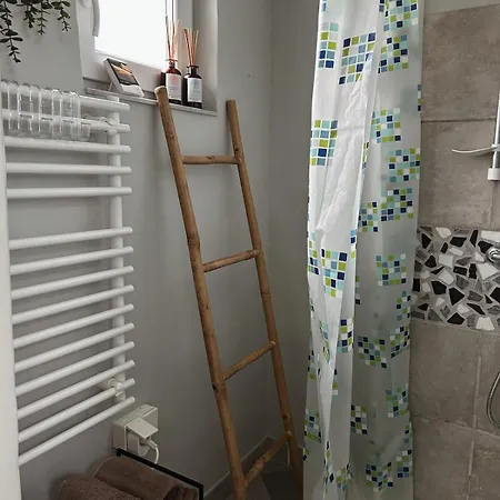 Djulbasca, Cozy Tiny House Free Parking, Near Old Town